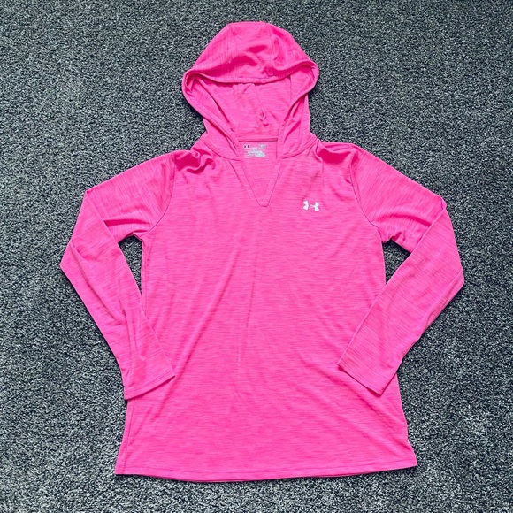 Under Armour Tops - 💕🆕Under Armour Top